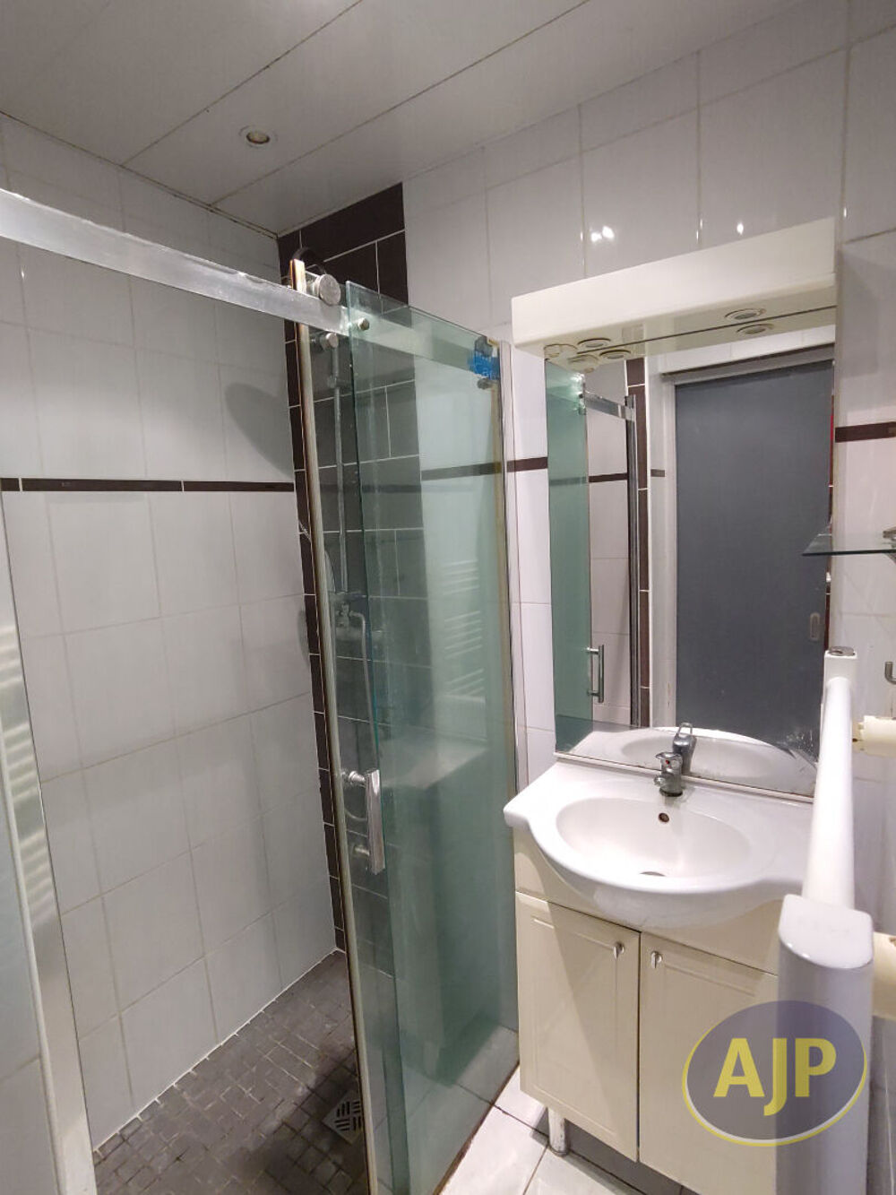 Location Appartement T1 BIS MEUBLÉ SECTEUR THEATRE SAINTES Saintes
