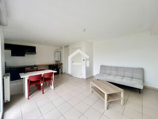  Appartement à louer 3 pièces 61 m²