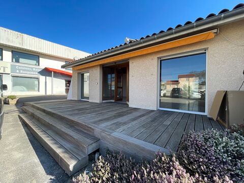 Local commercial 70 m2 sur rue sans pas de porte 0 69670 Vaugneray