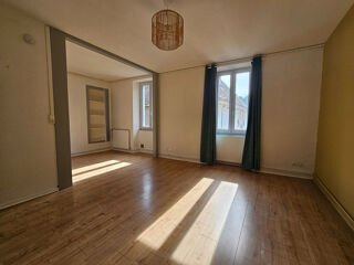  Appartement � louer 4 pi�ces 79 m�