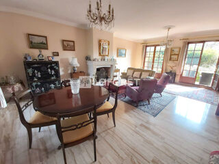  Maison à vendre 9 pièces 205 m²