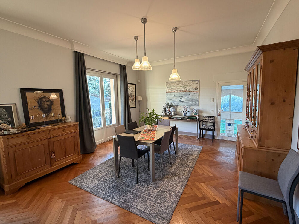 Vente Maison Maison Aussillon 7 pièce(s) 210 m2 Aussillon