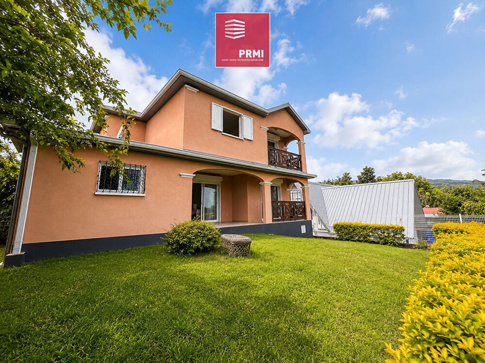 Maison T4 de 125 m² avec jardin - Centre du Tampon