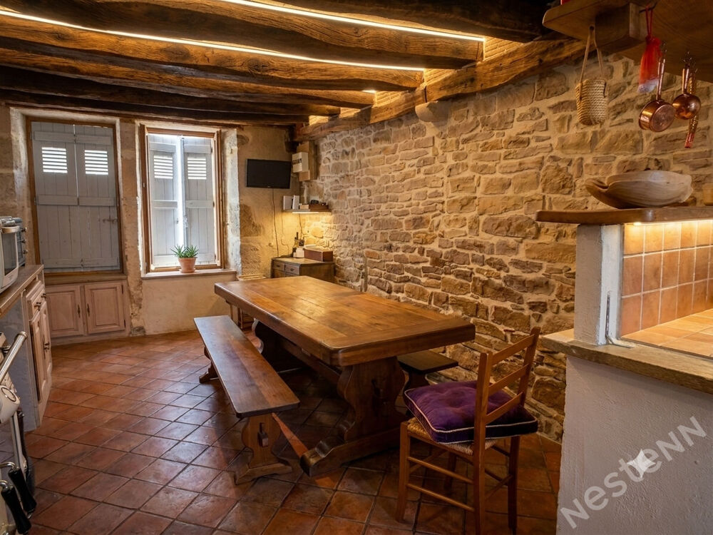 Vente Maison Maison de charme en pierre à Nanton, un havre de paix au coeur du village Nanton