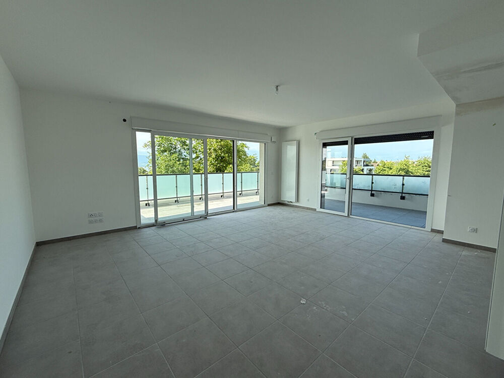 Vente Appartement THONON Ouest - Spaciaux T4 de 110m² en dernier étage - Vue lac Thonon les bains