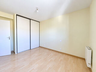  Appartement à louer 3 pièces 67 m²