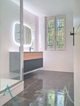  Maison � vendre 4 pi�ces 160 m�