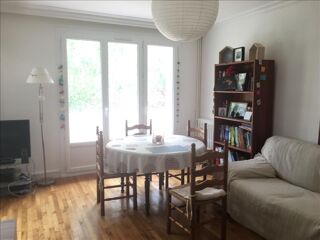  Appartement à louer 3 pièces 70 m²