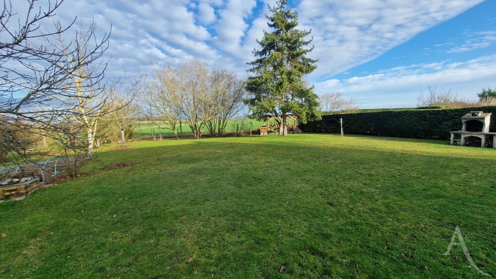 Vente Maison Belle maison sur S/sol total, 6 chambres sur 1573m� de terrain � PERDREAUVILLE Perdreauville