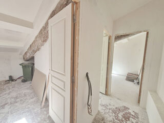  Immeuble à vendre 5 pièces 144 m²