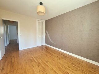  Appartement � vendre 4 pi�ces 73 m�