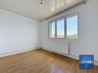  Maison à louer 4 pièces 83 m²