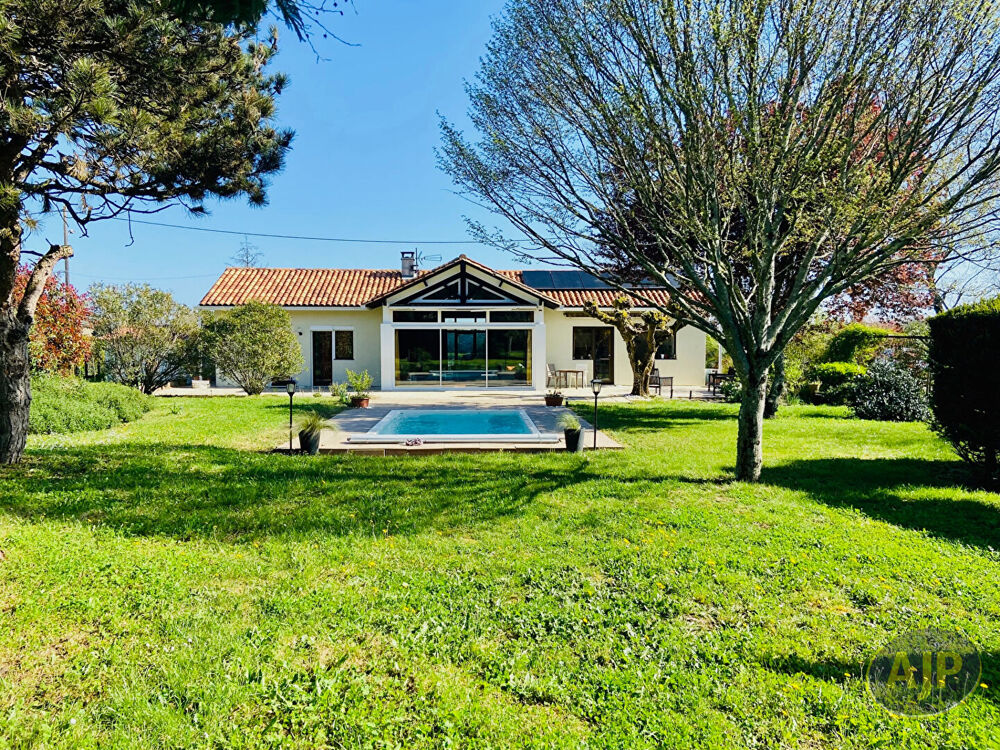 Maison d'architecte T4 sur 2700m2 de terrain !