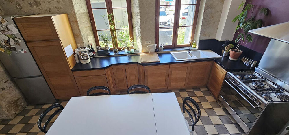Vente Maison Maison de caractère 146m2 au pied du pied du marché Sainte hermine