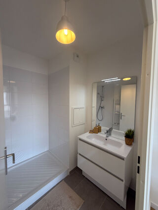  Appartement � vendre 4 pi�ces 80 m�