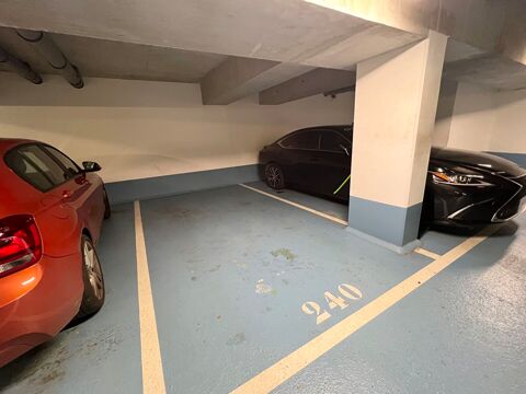  Parking / Garage � louer 12 m�