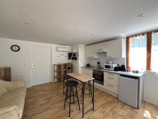  Immeuble à vendre 8 pièces 218 m²
