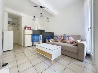  Appartement à louer 1 pièce 18 m²