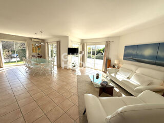  Maison  vendre 7 pices 164 m