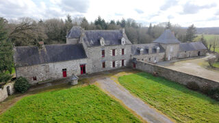  Villa  vendre 15 + pices 242 m