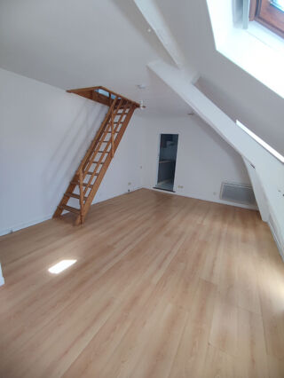  Appartement à louer 2 pièces 26 m²