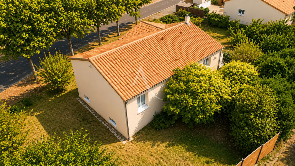 Maison Fontaine-le-comte 4 pièces 132 m2