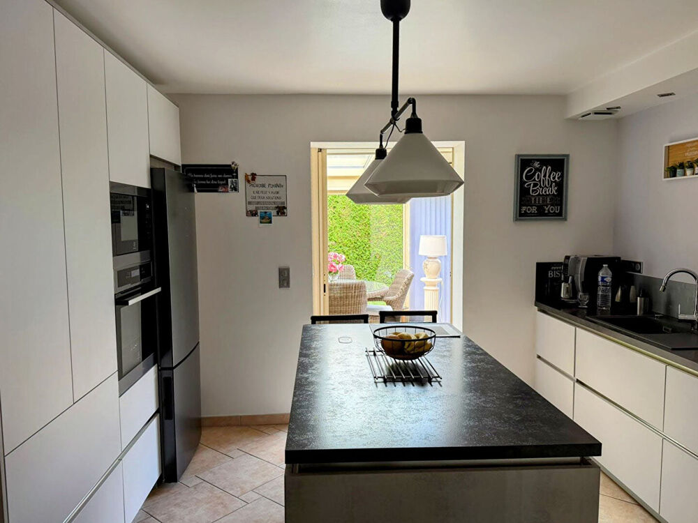Maison Lamorlaye 7 pièce(s) 165 m2
