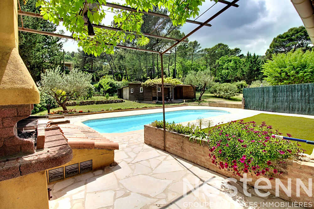 Vente Maison A VENDRE  : Maison avec dépendances, piscine et grand terrain . Le cannet des maures