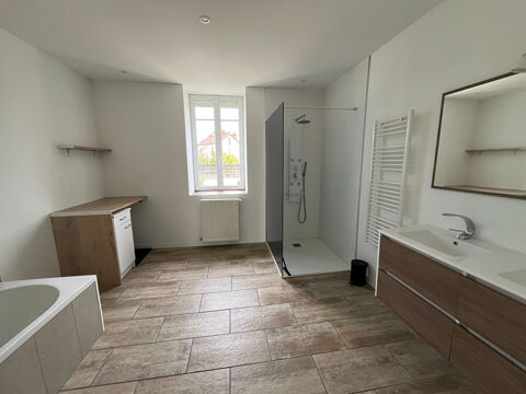  Appartement � louer 5 pi�ces 132 m�