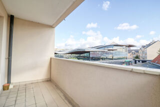 Vente Appartement Appartement Antony 3 pièces 65.20 m2 - 2 Chambres et 2 Balcons - Résidence MAYFAIR Antony