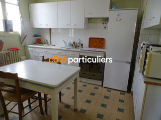  Maison  vendre 9 pices 