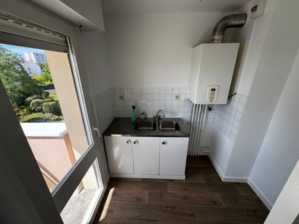 Vente Appartement A vendre à Vannes T1 place de parking cave ascenseur proche centre ville, gare Vannes