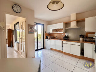  Maison à vendre 7 pièces 182 m²