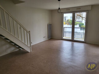  Appartement à louer 2 pièces 55 m²