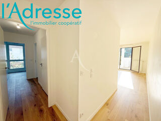  Appartement  vendre 4 pices 77 m