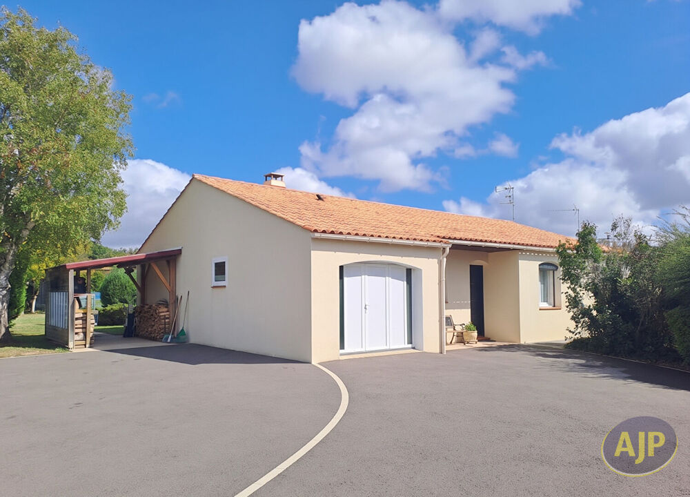 CHALLANS - Maison 3 chambres