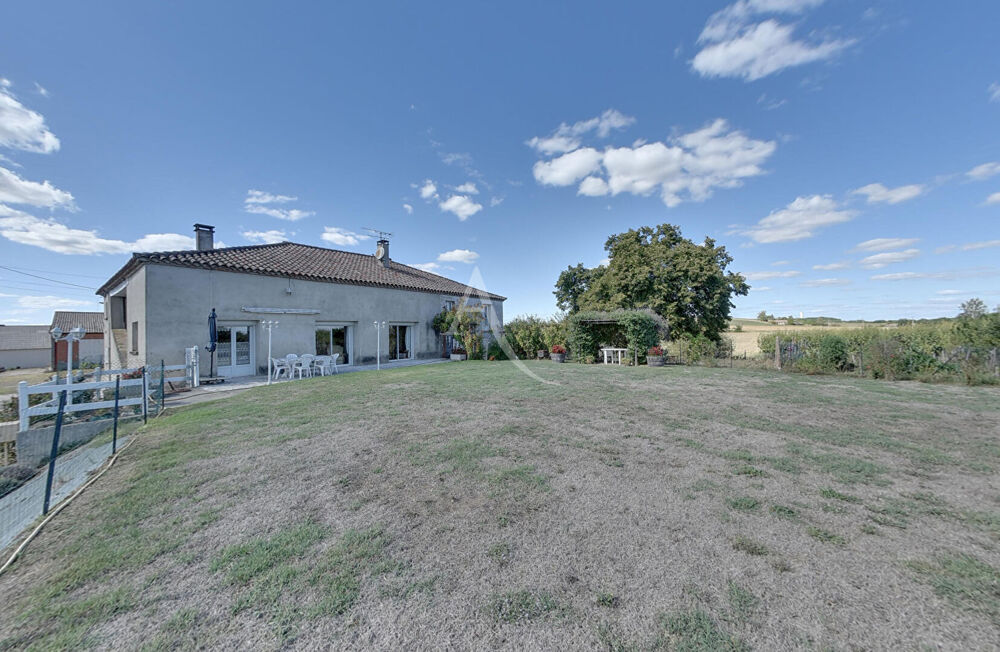 Vente Maison Vazerac Ferme rénovée 161 m2 habitables + gros volumes de stockages et hangars Vazerac