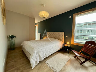  Appartement à louer 3 pièces 68 m²