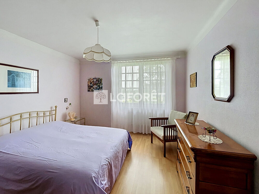 Maison Saint Jean La Poterie 6 pièce(s) 206 m2