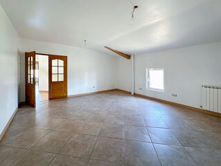  Maison � louer 6 pi�ces 299 m� Castelmayran