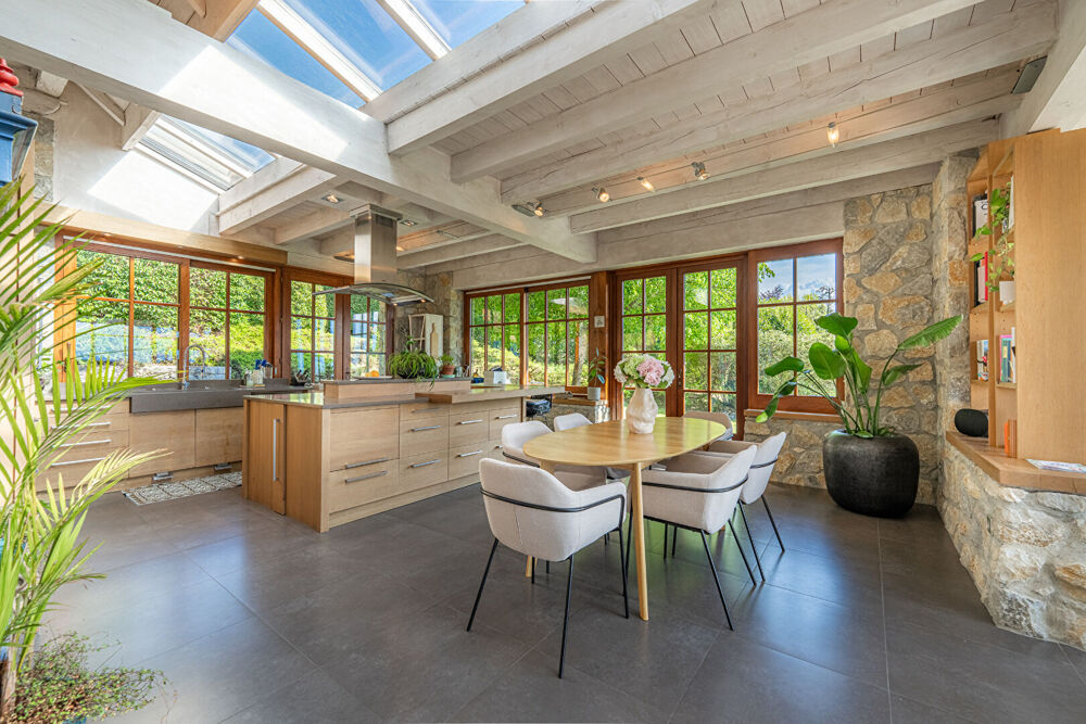 à vendre  Maison Pugny-Chatenod (73100)