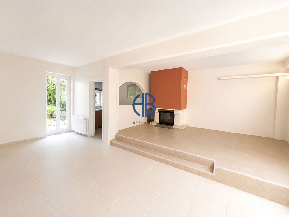 Vente Maison Charmante maison individuelle rénovée de 102,41 m² au coeur du village des Avenières Les avenieres veyrins thuellin