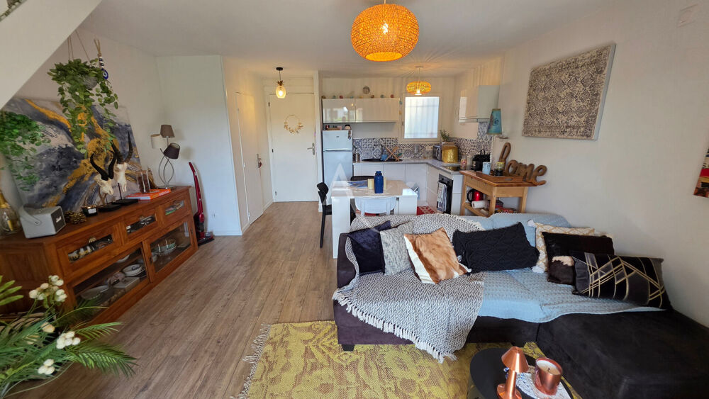 CARQUEIRANNE MAISON / APPARTEMENT AVEC JARDIN ET TERRASSE