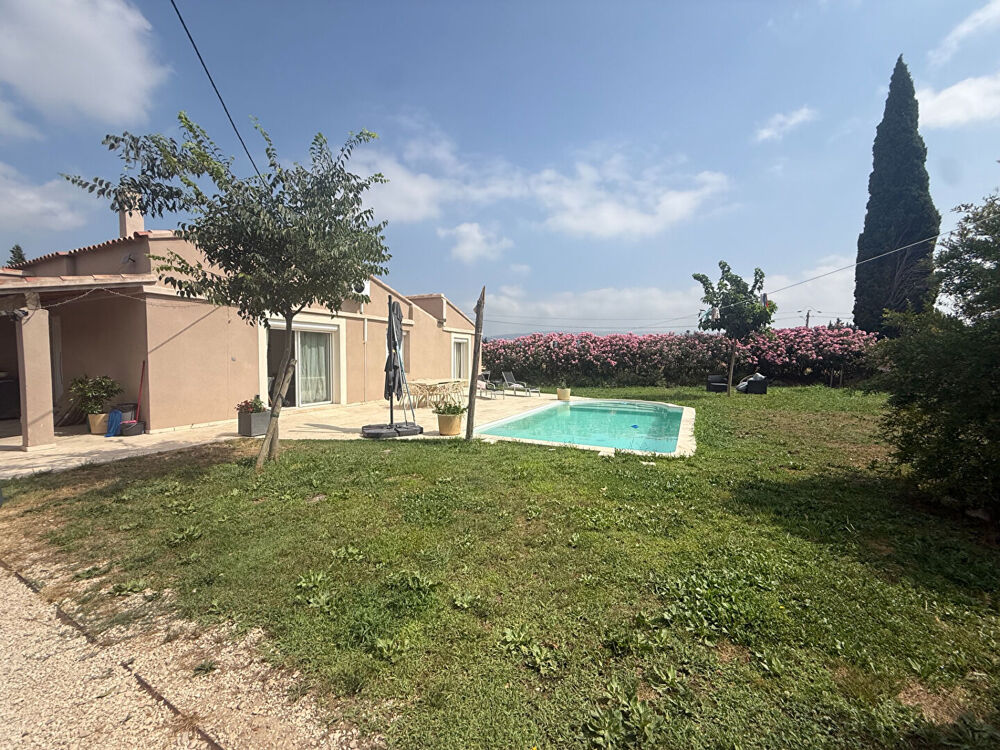 Location Maison Maison T4 de 106 m² à louer sur Sénas avec terrain de 1577 m² et piscine Senas