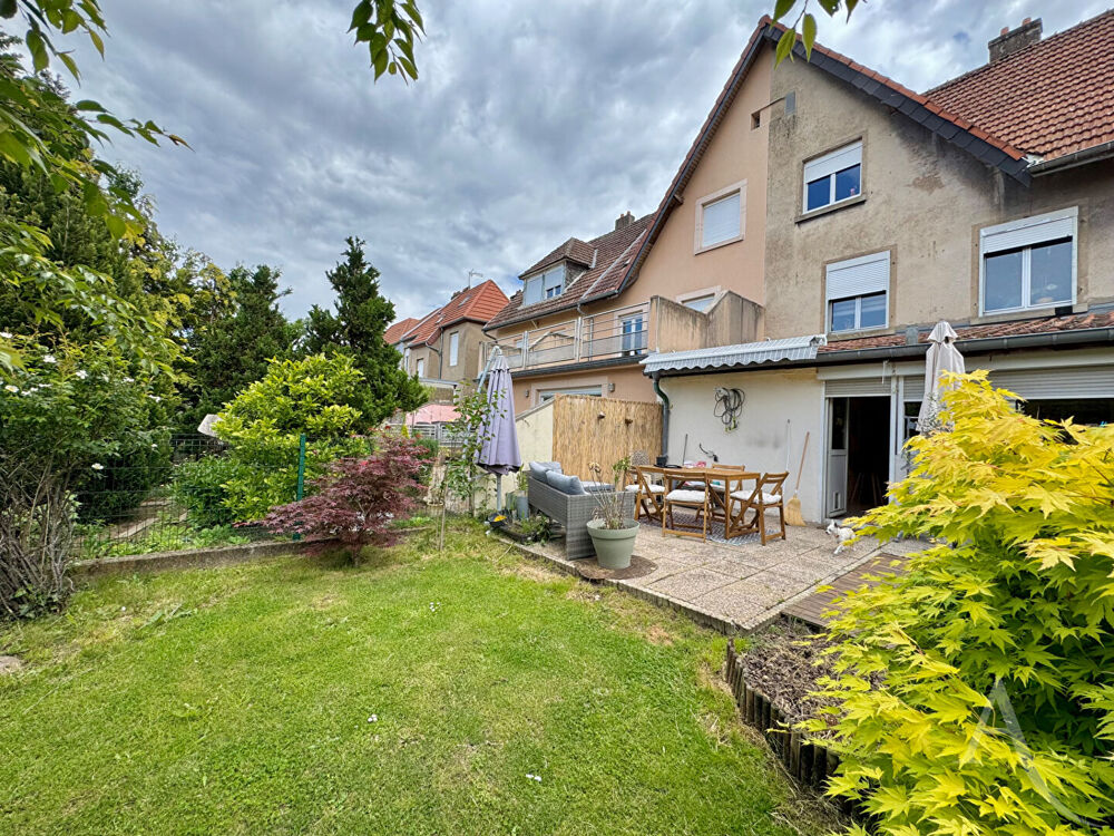 Maison de ville familiale T6 (157 m²) avec jardin, terrasse et garage à Terville