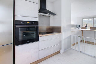 Vente Appartement A VENDRE en EXCLUSIVITE Appartement DRAGUIGNAN T3 66,4 m2 - Résidence sécurisée - Balcon - Lumineux - Parking Draguignan