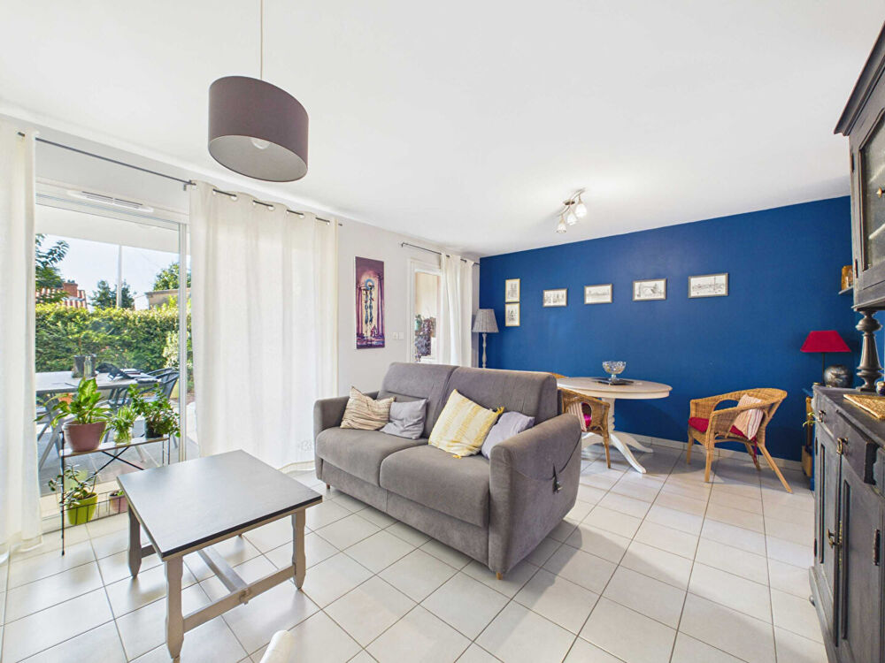 À VENDRE ! T2 avec terrasse & jardin privatif dans résidence récente et sécurisée