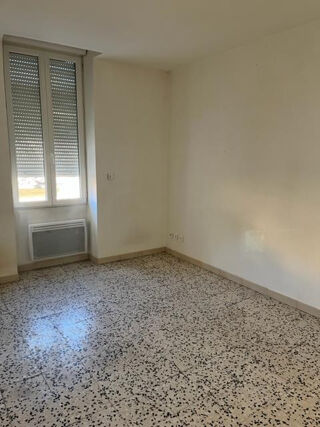  Appartement à louer 2 pièces 37 m²