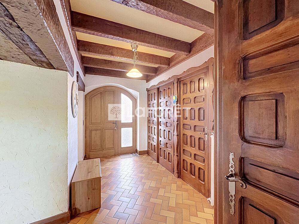 Maison Saint Amour 8 pièce(s) 132.72 m2