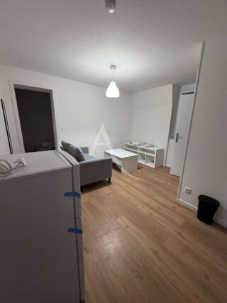  Appartement à louer 2 pièces 25 m²